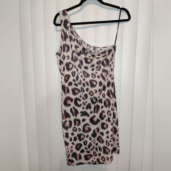 NWT Kardashian Kollection Pink Leopard one shoulder dress size XL - Picture 2 of 3